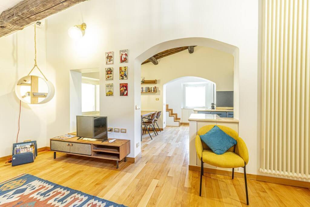 דירות Monti - Stunning Loft In The Heart Of Rome'S Monti מראה חיצוני תמונה