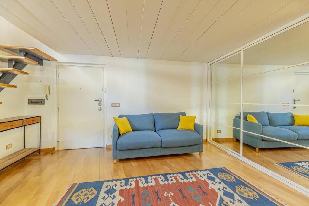 דירות Monti - Stunning Loft In The Heart Of Rome'S Monti מראה חיצוני תמונה